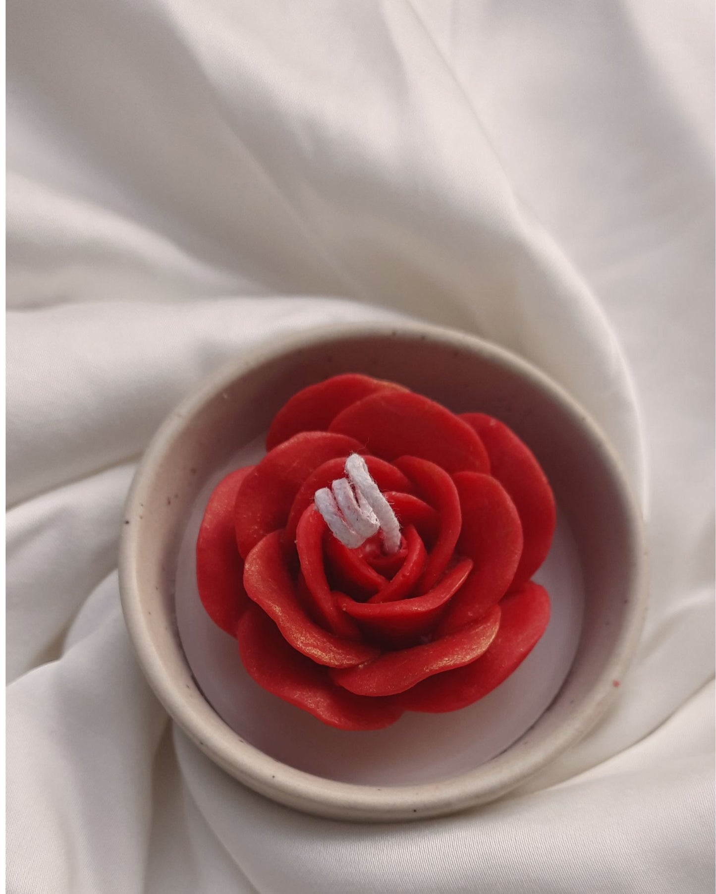 La Rose — Ceramic Red Rose Candle with real Rose fragrances